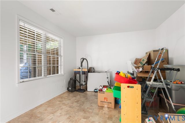 441 Battersea Ln, Richmond, VA 23223