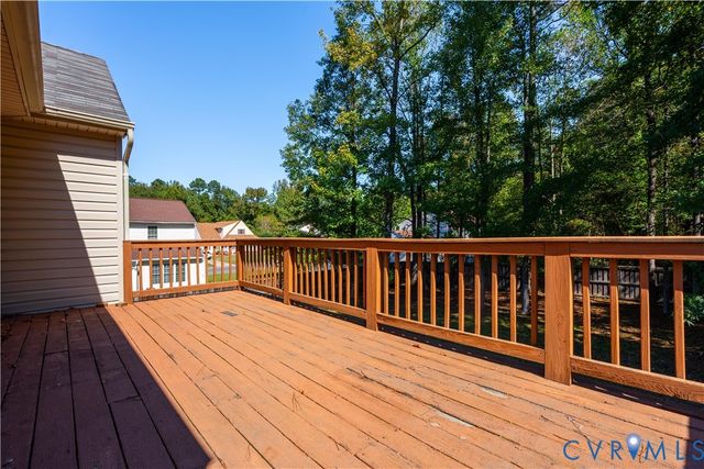 441 Battersea Ln, Richmond, VA 23223