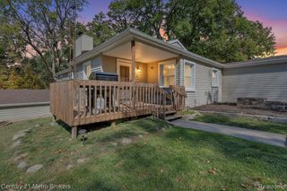 5300 Atlas Road, Grand Blanc, MI 48439