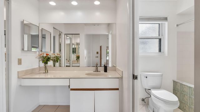 2067 Montpeliar, Weston, FL 33326
