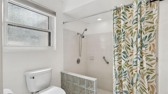 2067 Montpeliar, Weston, FL 33326