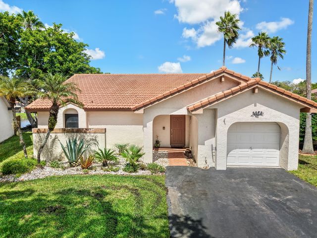 2067 Montpeliar, Weston, FL 33326