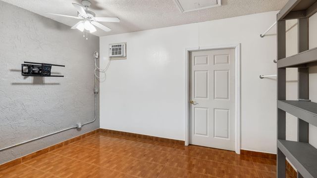 2067 Montpeliar, Weston, FL 33326