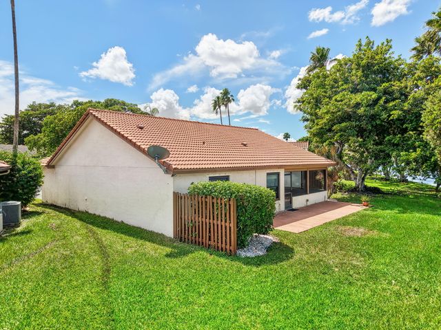 2067 Montpeliar, Weston, FL 33326