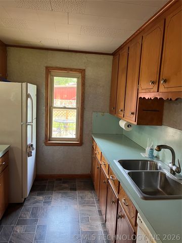 452961 E 1030 Road, Vian, OK 74962
