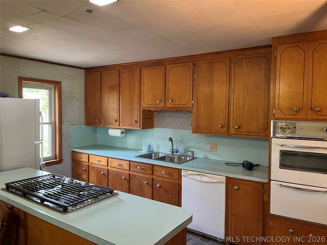452961 E 1030 Road, Vian, OK 74962