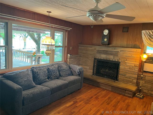 452961 E 1030 Road, Vian, OK 74962