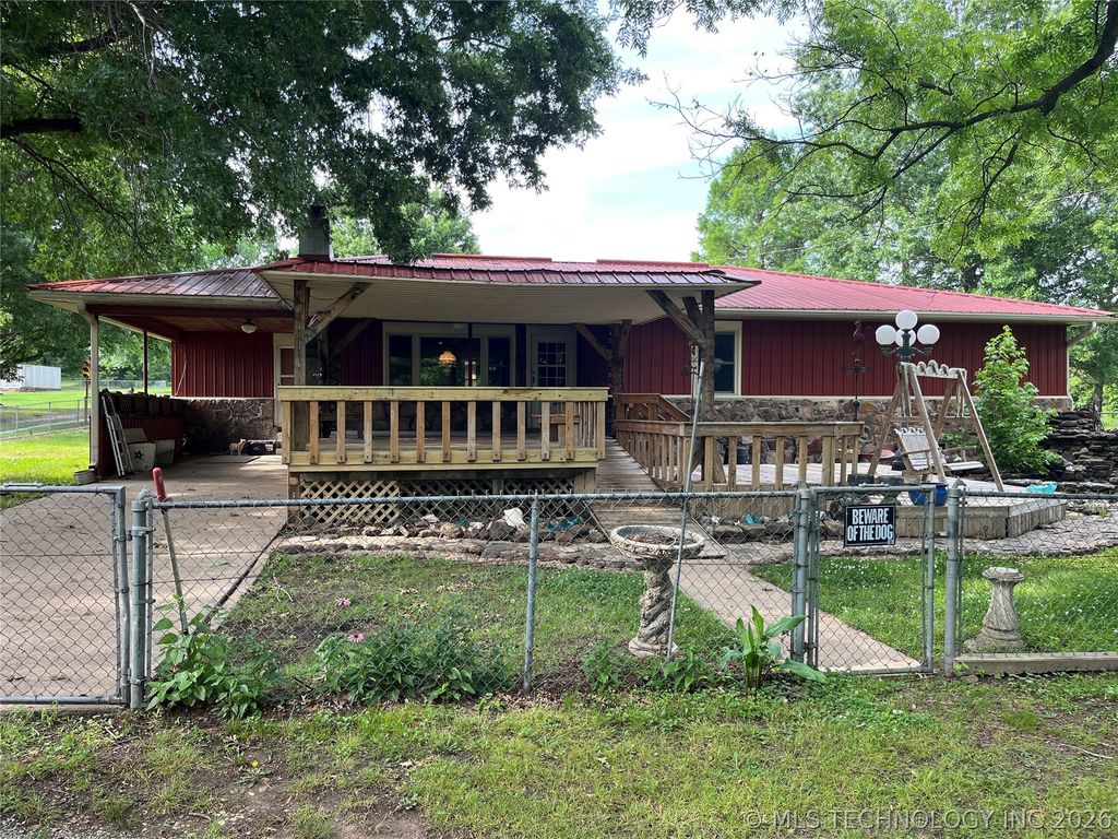 452961 E 1030 Road, Vian, OK 74962