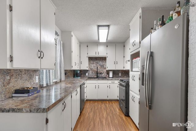 200 MOCKINGBIRD LANE, Burkburnett, TX 76354