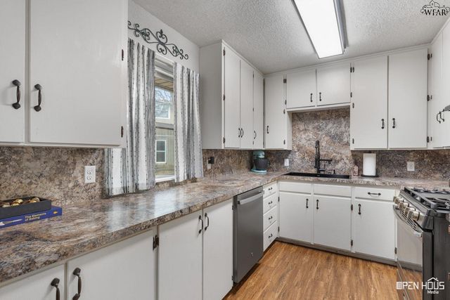 200 MOCKINGBIRD LANE, Burkburnett, TX 76354