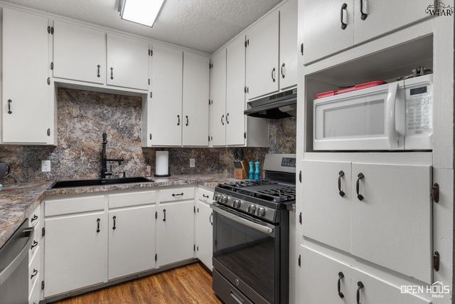 200 MOCKINGBIRD LANE, Burkburnett, TX 76354