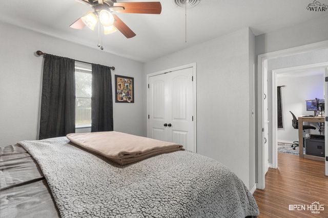 200 MOCKINGBIRD LANE, Burkburnett, TX 76354