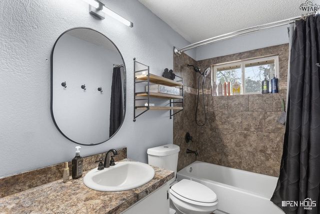 200 MOCKINGBIRD LANE, Burkburnett, TX 76354