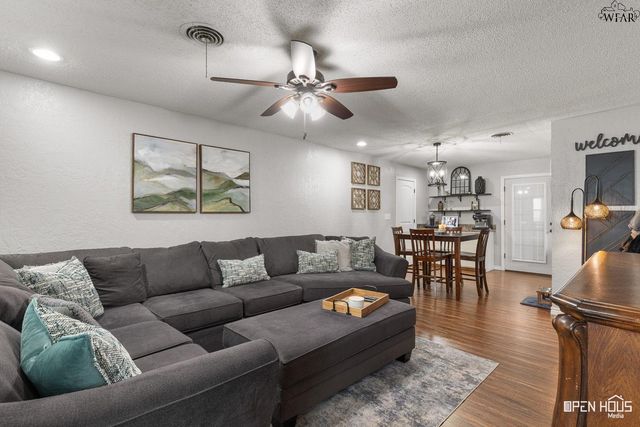 200 MOCKINGBIRD LANE, Burkburnett, TX 76354