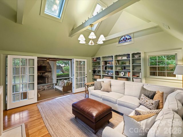2320 Belvedere Avenue, Charlotte, NC 28205