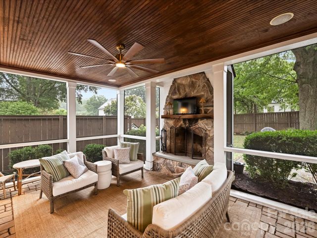 2320 Belvedere Avenue, Charlotte, NC 28205