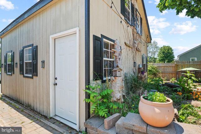 2814 SWEDE RD, Norristown, PA 19401