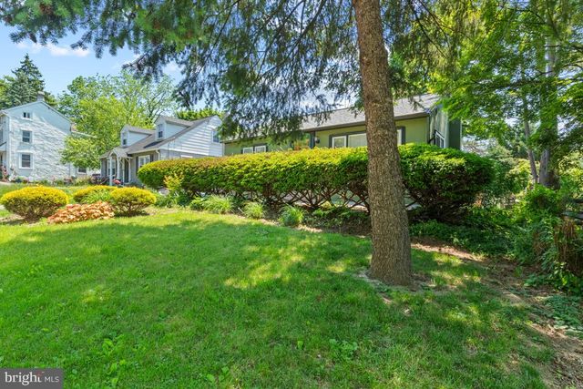 2814 SWEDE RD, Norristown, PA 19401