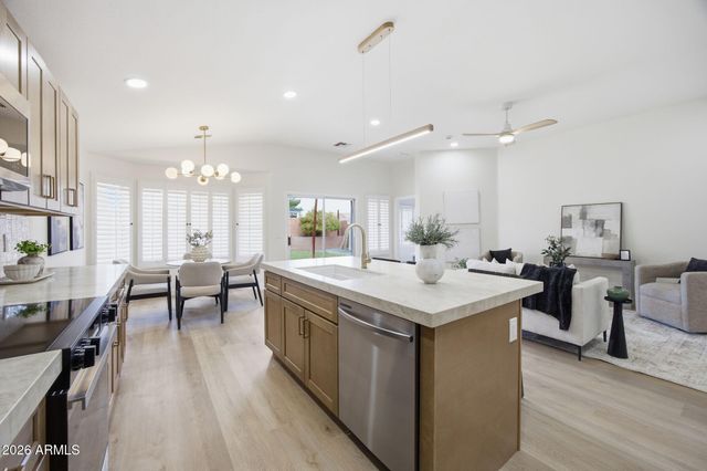 17221 N 27TH Place, Phoenix, AZ 85032