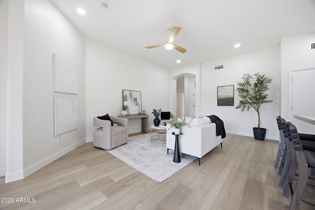 17221 N 27TH Place, Phoenix, AZ 85032