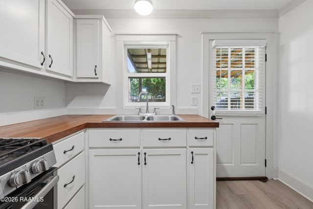 104 Howard Avenue, Lafayette, LA 70506