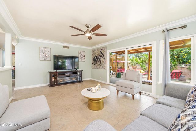 2516 E Phyllis Street, Simi Valley, CA 93065