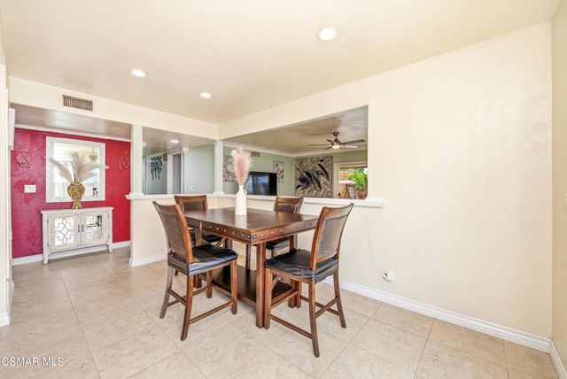 2516 E Phyllis Street, Simi Valley, CA 93065