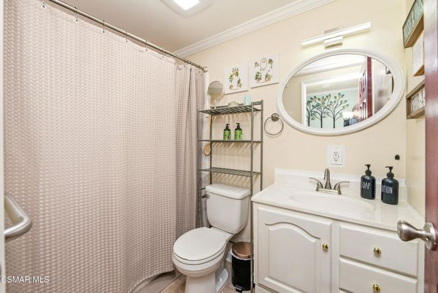 2516 E Phyllis Street, Simi Valley, CA 93065