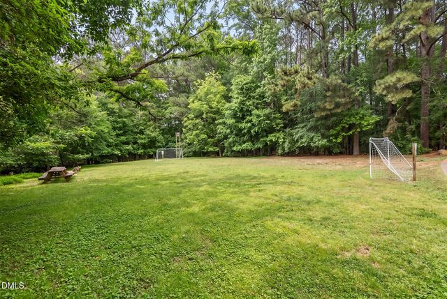121 Westview Drive Apt 44, Carrboro, NC 27510