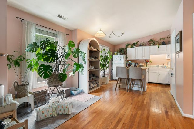121 Westview Drive Apt 44, Carrboro, NC 27510