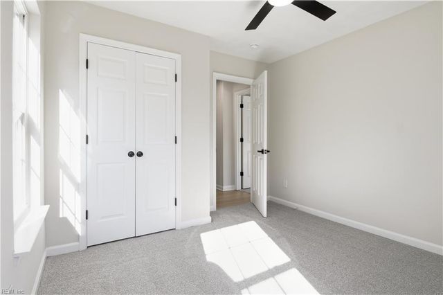 25 Ireland ST, Hampton, VA 23663