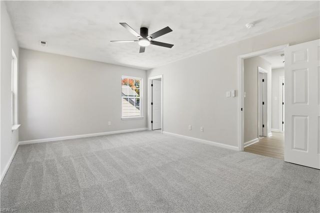 25 Ireland ST, Hampton, VA 23663