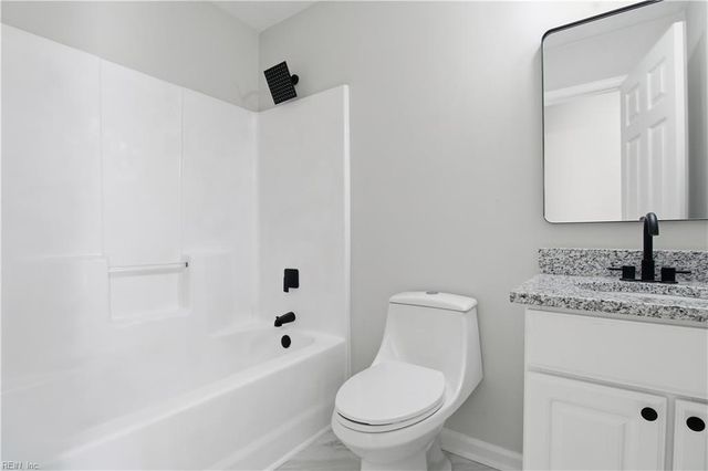 25 Ireland ST, Hampton, VA 23663