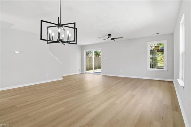 25 Ireland ST, Hampton, VA 23663