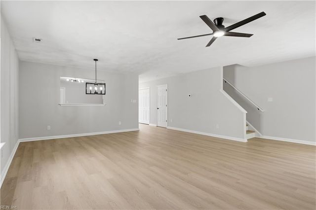 25 Ireland ST, Hampton, VA 23663