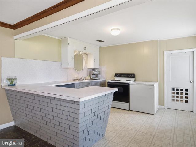380 HADE STREET, Greencastle, PA 17225