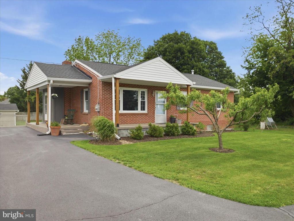380 HADE STREET, Greencastle, PA 17225