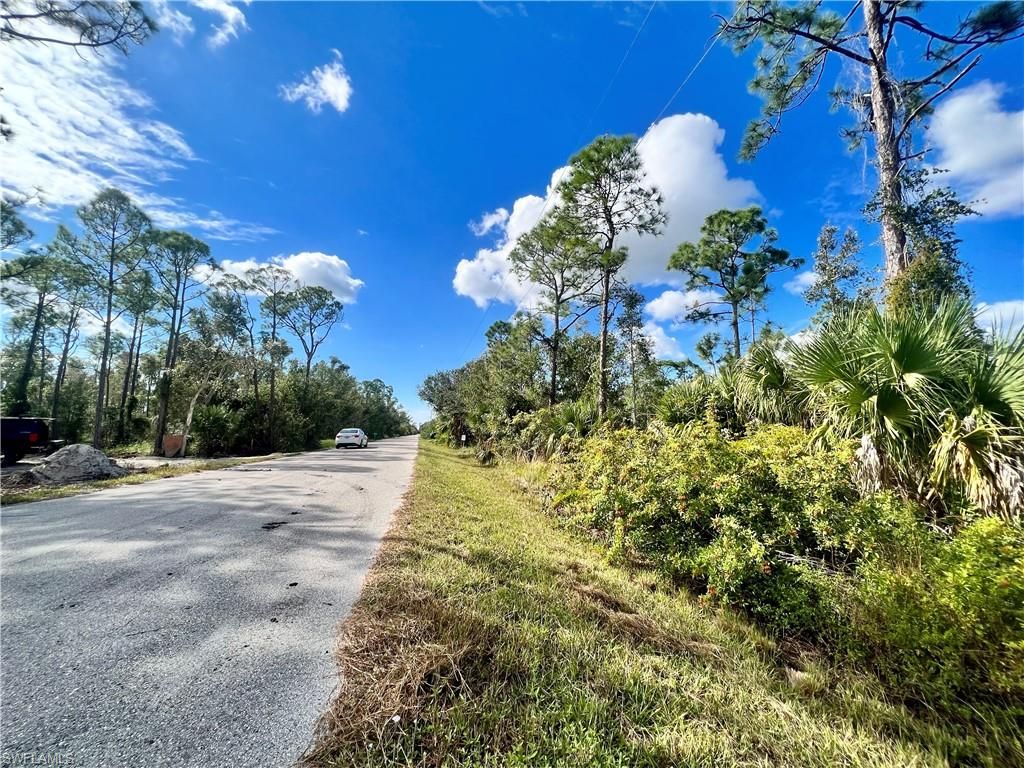 27372 Las Lomas DR, PUNTA GORDA, FL 33955 — photo 2
