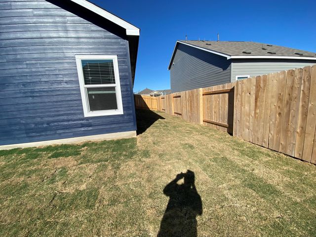 117 Akela WAY, Georgetown, TX 78626