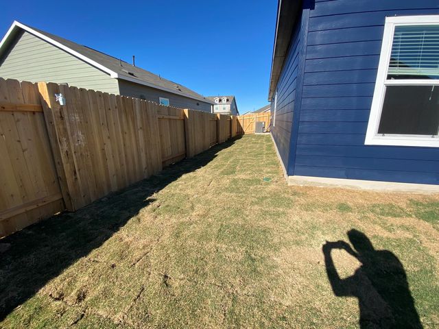117 Akela WAY, Georgetown, TX 78626
