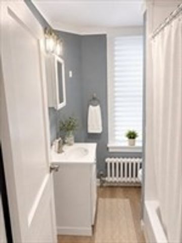 12 West High 2E, Avon, MA 02322