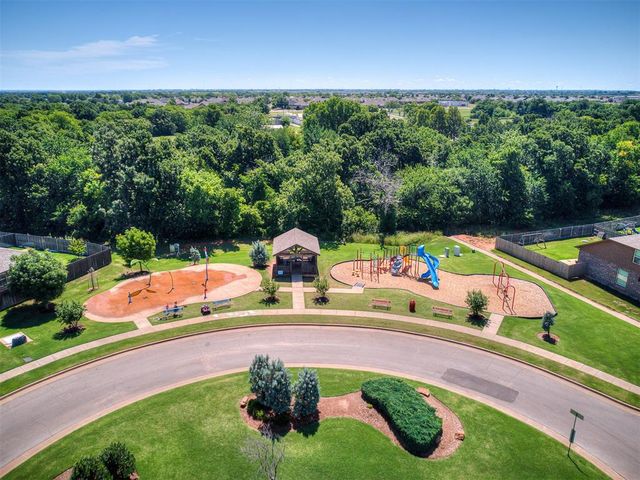 14017 The Brook Boulevard, Piedmont, OK 73078