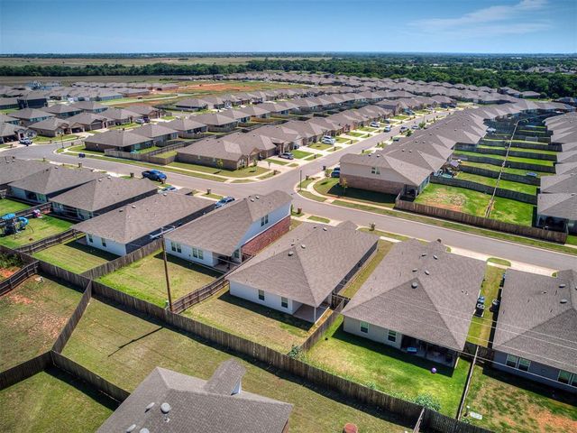 14017 The Brook Boulevard, Piedmont, OK 73078