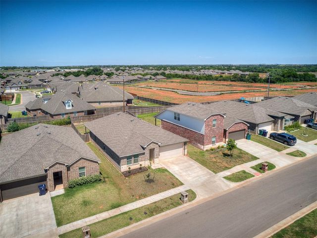 14017 The Brook Boulevard, Piedmont, OK 73078