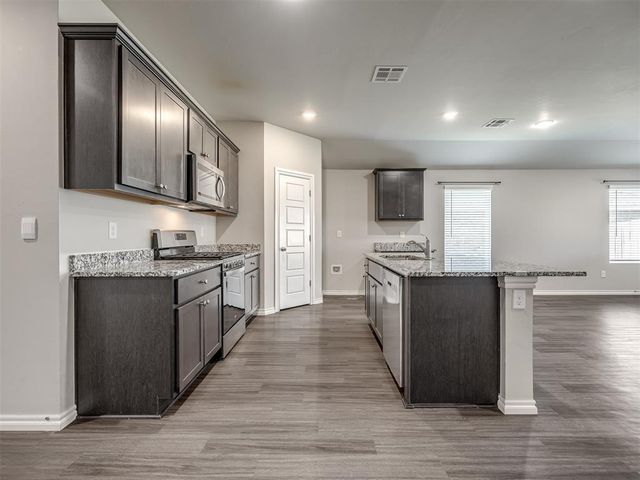 14017 The Brook Boulevard, Piedmont, OK 73078