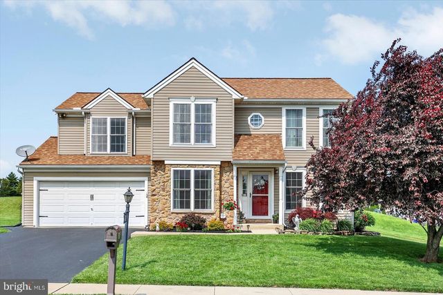 85 THOMAS DR, York, PA 17404