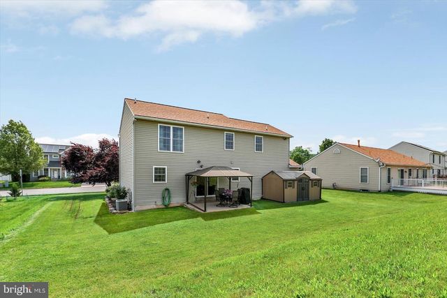 85 THOMAS DR, York, PA 17404