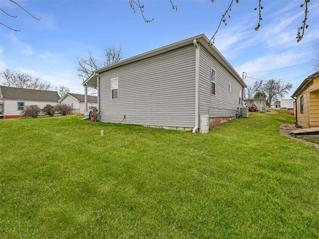 907 George Street, Atchison, KS 66002