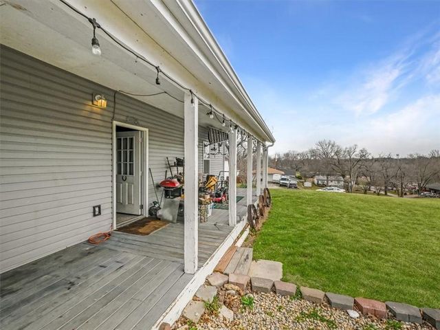 907 George Street, Atchison, KS 66002