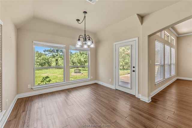 325 Planter Pointe Drive, Normangee, TX 77871